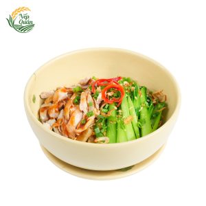 mì trộn trứng gà ta gà xé